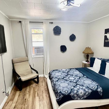 Cozy Buffalo Home-Sleeps 3 Lackawanna Екстериор снимка